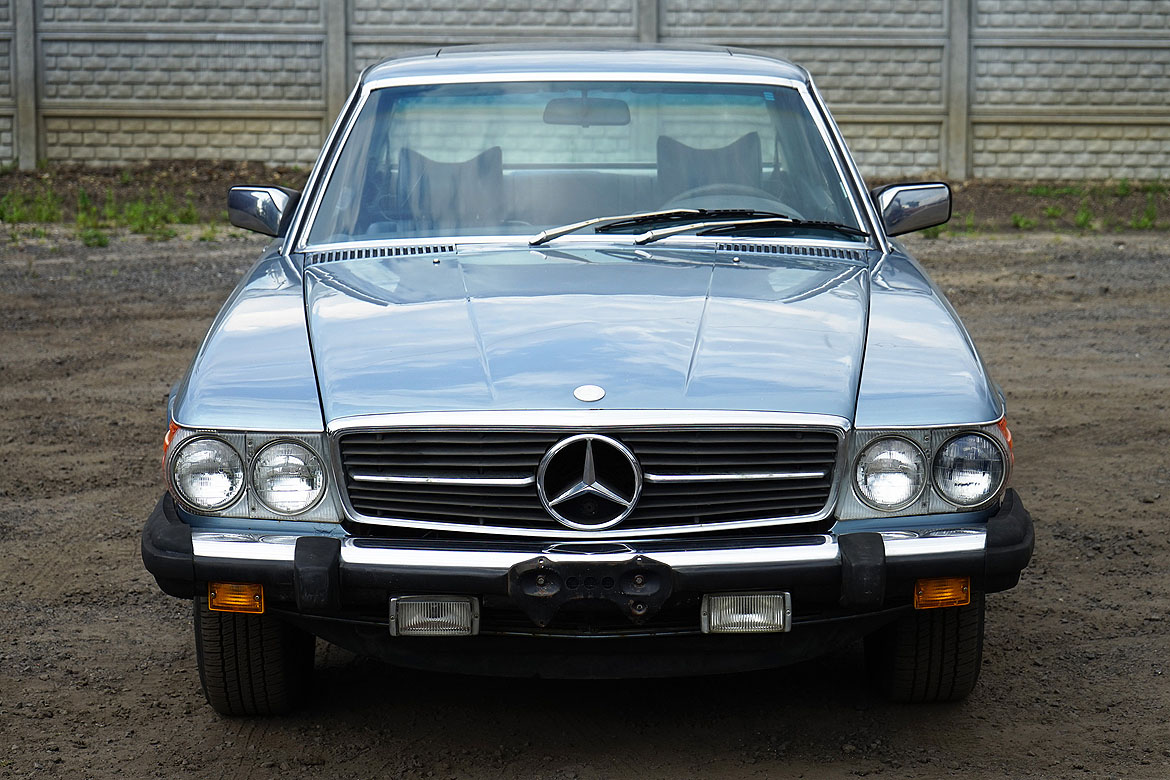 Mercedes 450 SLC C107