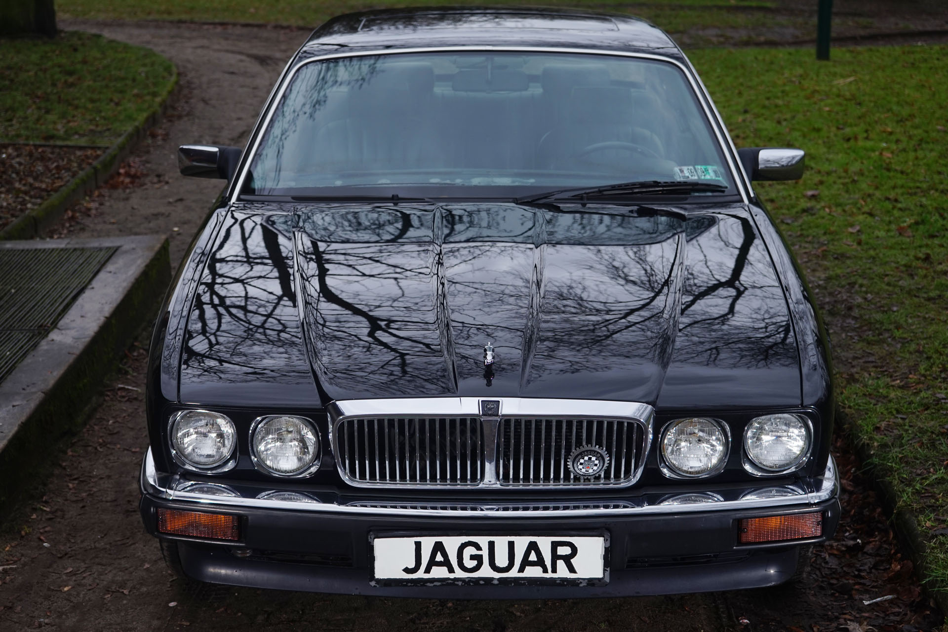 Jaguar XJ6 XJ40 Sovereign