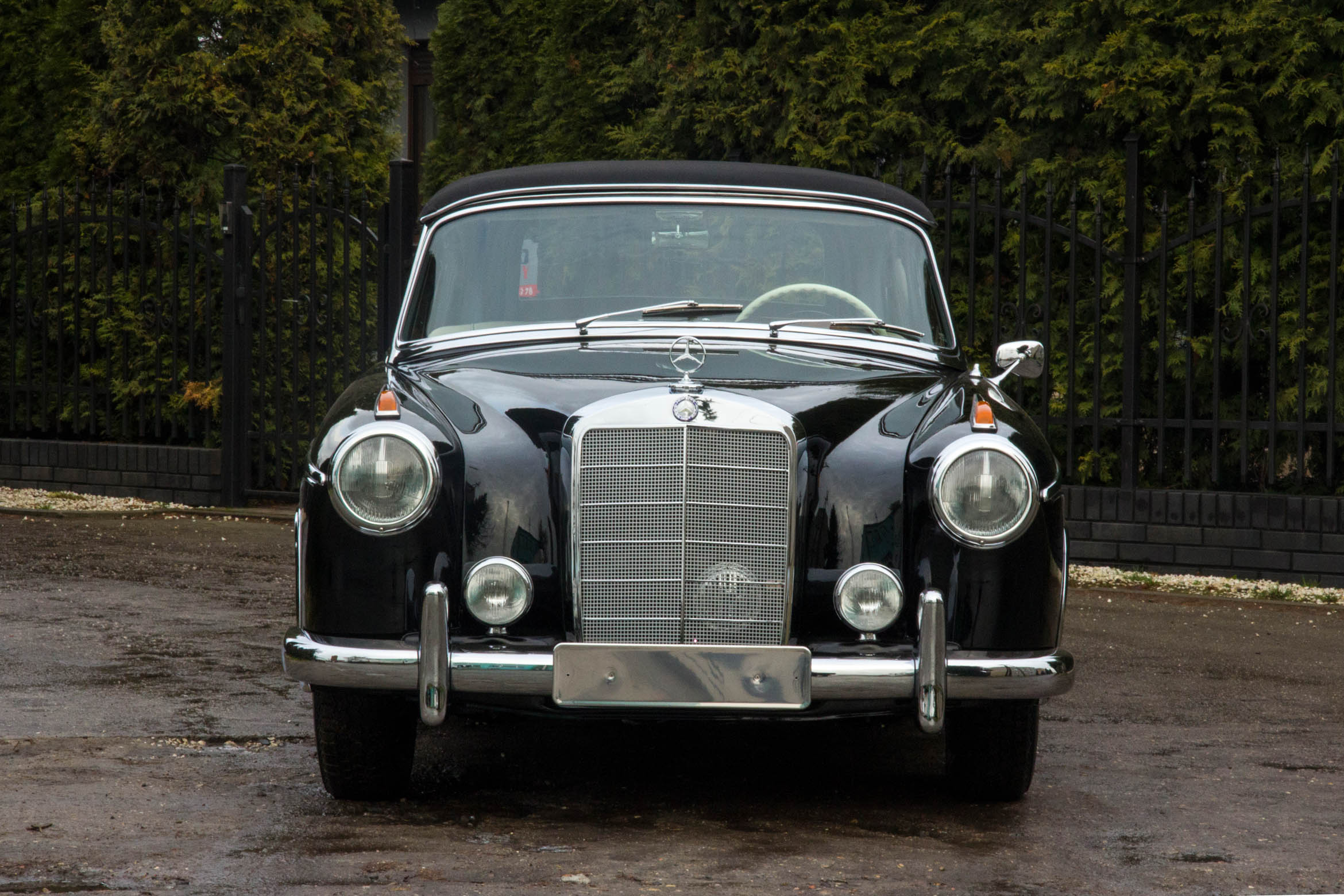 Mercedes 220 S Coupe