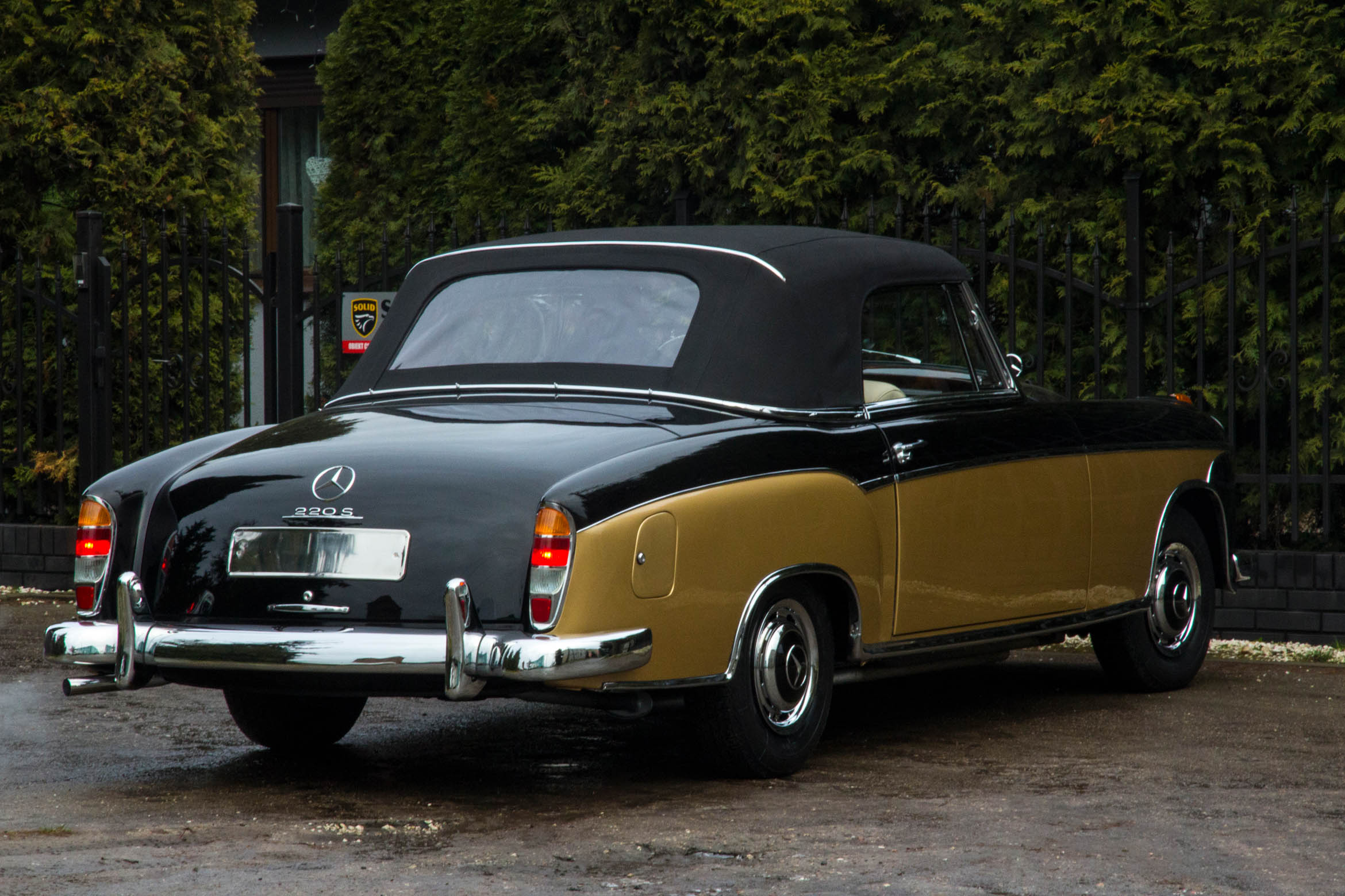 Mercedes 220 S Coupe