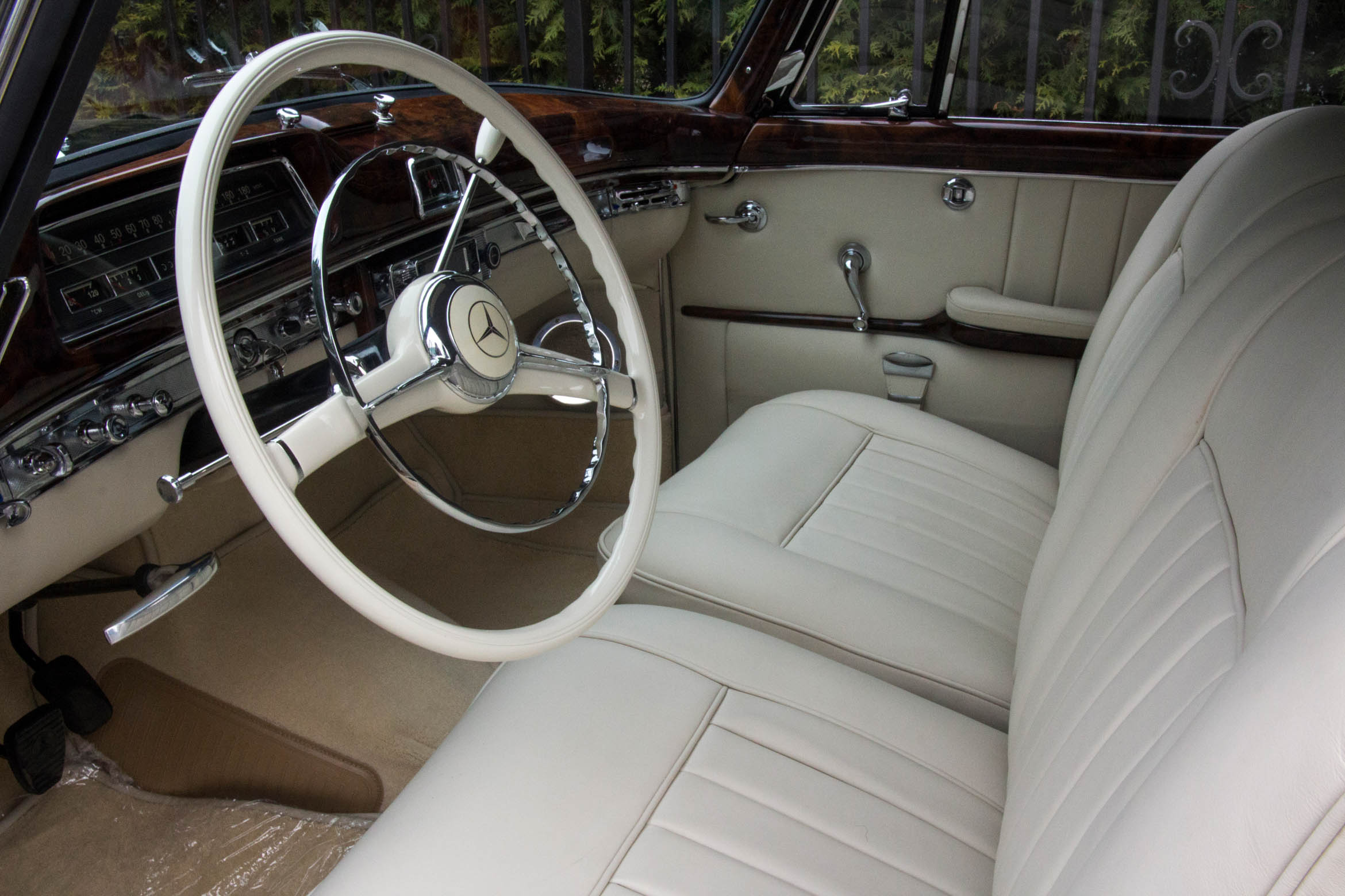 Mercedes 220 S Coupe